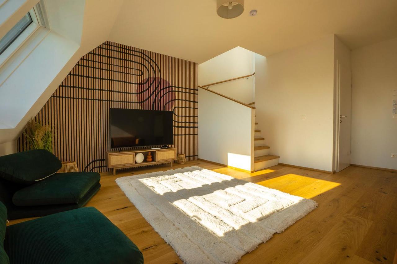 Orestaliving - Penthouse In 2Nd District With View Wien Eksteriør bilde
